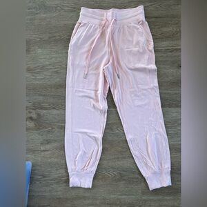 Women’s Lululemon size 4 Light Pink Jogger Pants